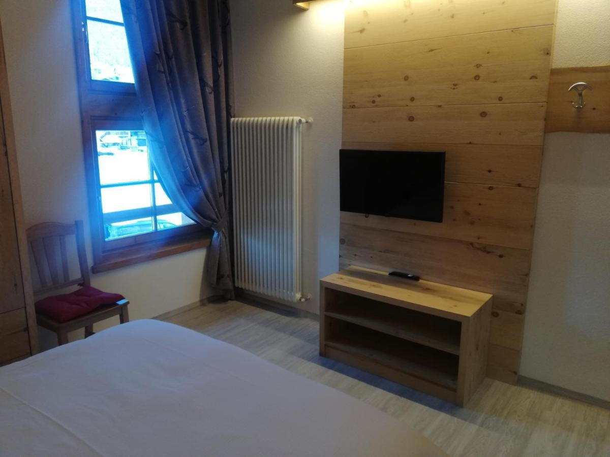 Ski Holidays Apartments Livigno Exteriör bild