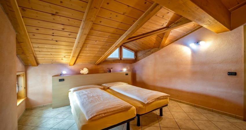 Ski Holidays Apartments Livigno Exteriör bild