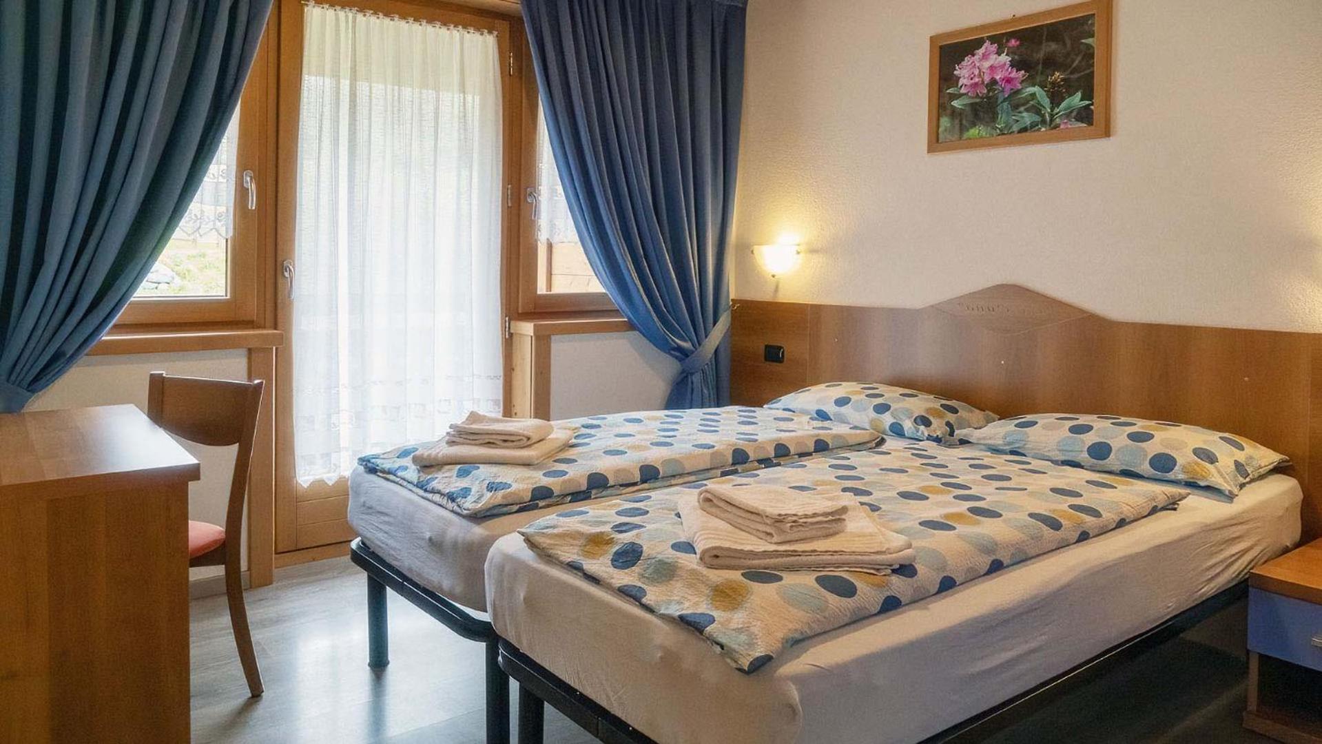 Ski Holidays Apartments Livigno Exteriör bild